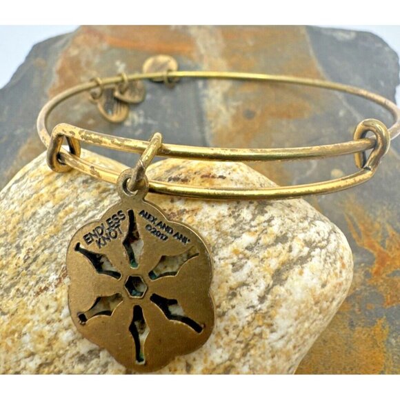 Jewelry Lot of 4 bracelets Alex and Ani Gold Tone USA Flag Charm Costume - Picture 9 of 16